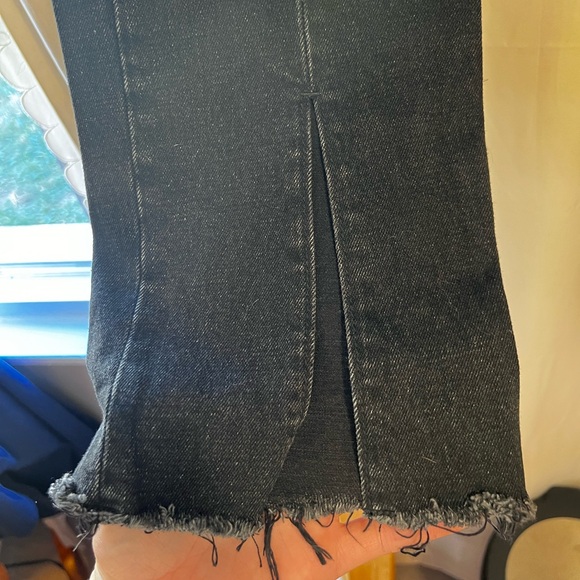 Abercrombie and Fitch, The Skinny High-rise Jean - Picture 4 of 5